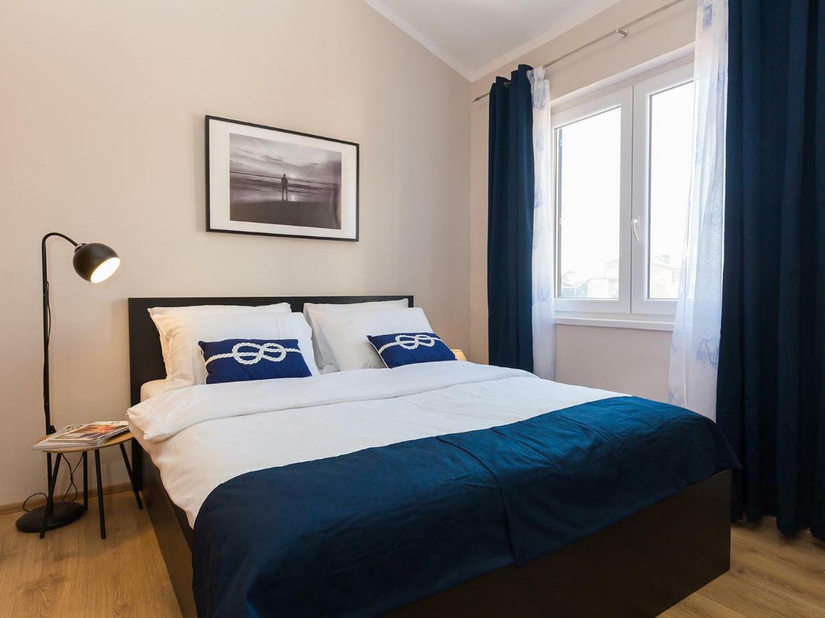 New City Center Design Apartment Пореч Экстерьер фото